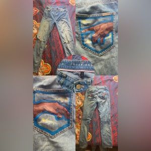 Skinny boyfriend Jeans with birth of adam hands on pockets